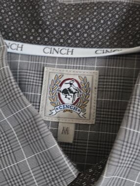 Cinch Men's Gray Plaid Button-Down Shirt